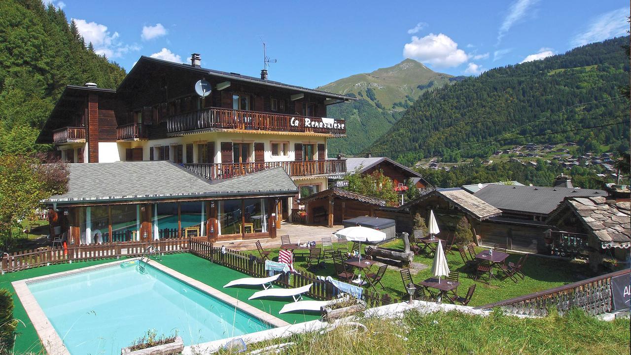 Chalet-Hotel Starlight Morzine Exterior photo